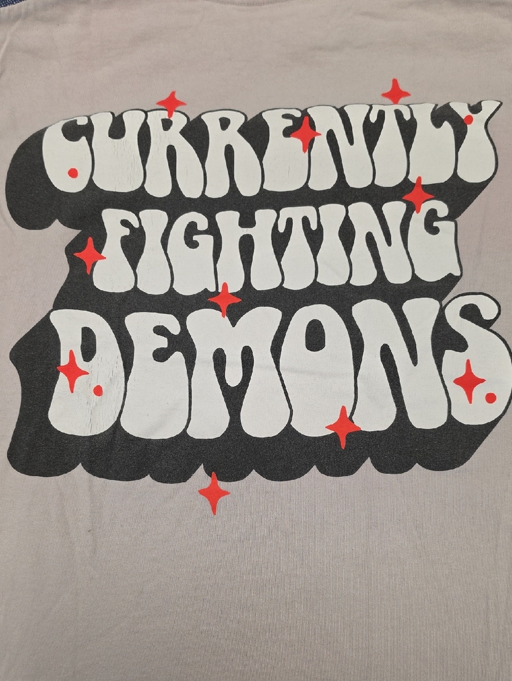 Graphic Tee "Currently Fighting Demons" in Light Gray with Black & Red Print-M